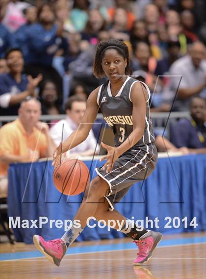 Thumbnail 3 in Riverside vs. Bishop McGuinness (NCHSAA 1A Final) photogallery.