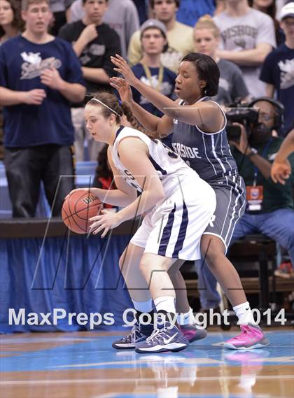 Thumbnail 3 in Riverside vs. Bishop McGuinness (NCHSAA 1A Final) photogallery.