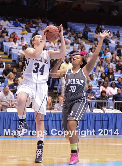 Thumbnail 3 in Riverside vs. Bishop McGuinness (NCHSAA 1A Final) photogallery.