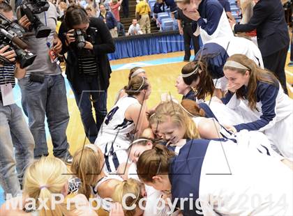 Thumbnail 2 in Riverside vs. Bishop McGuinness (NCHSAA 1A Final) photogallery.