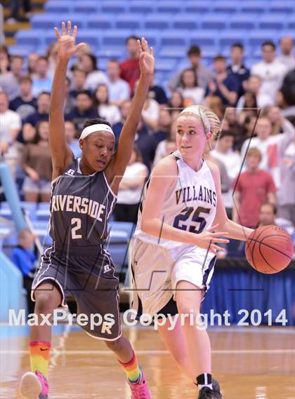 Thumbnail 3 in Riverside vs. Bishop McGuinness (NCHSAA 1A Final) photogallery.