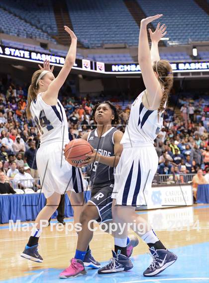 Thumbnail 2 in Riverside vs. Bishop McGuinness (NCHSAA 1A Final) photogallery.