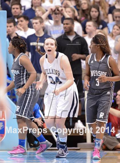 Thumbnail 2 in Riverside vs. Bishop McGuinness (NCHSAA 1A Final) photogallery.