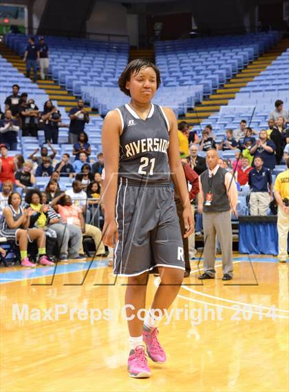 Thumbnail 3 in Riverside vs. Bishop McGuinness (NCHSAA 1A Final) photogallery.