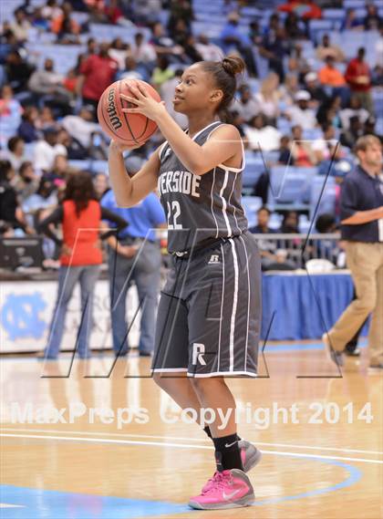 Thumbnail 2 in Riverside vs. Bishop McGuinness (NCHSAA 1A Final) photogallery.