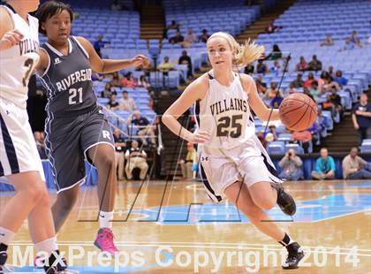 Thumbnail 2 in Riverside vs. Bishop McGuinness (NCHSAA 1A Final) photogallery.