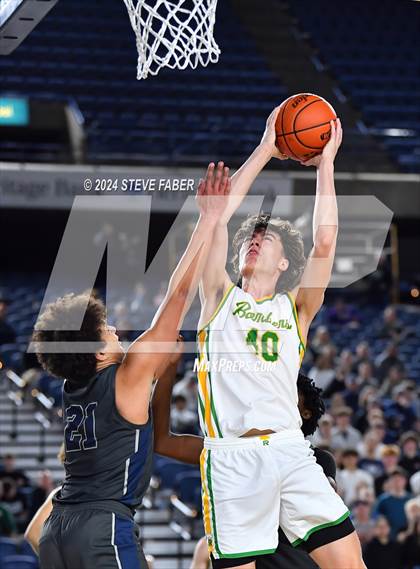 Thumbnail 1 in Glacier Peak @ Richland (WIAA 4A Semifinal) photogallery.