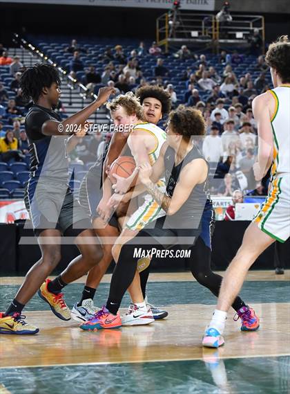 Thumbnail 3 in Glacier Peak @ Richland (WIAA 4A Semifinal) photogallery.