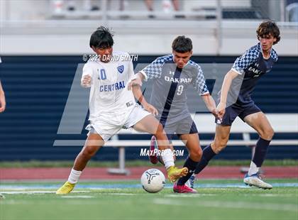 Thumbnail 2 in Central @ Oak Park photogallery.