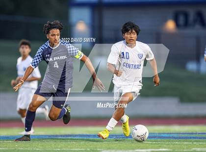 Thumbnail 2 in Central @ Oak Park photogallery.