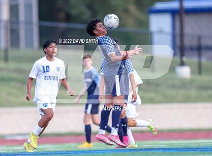 Thumbnail 1 in Central @ Oak Park photogallery.