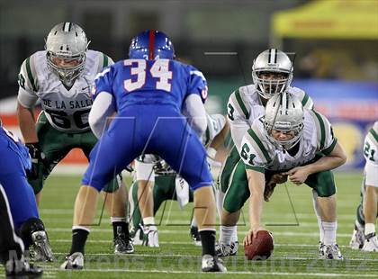 Thumbnail 2 in Folsom vs. De La Salle (CIF NorCal Regional Open Final) photogallery.
