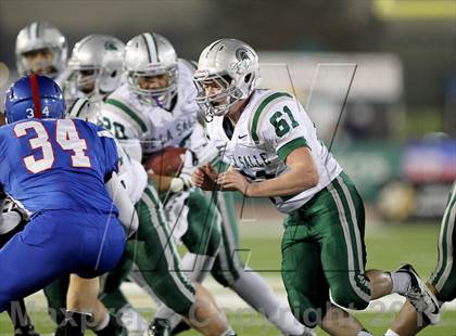 Thumbnail 2 in Folsom vs. De La Salle (CIF NorCal Regional Open Final) photogallery.