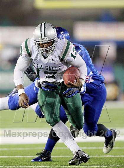 Thumbnail 2 in Folsom vs. De La Salle (CIF NorCal Regional Open Final) photogallery.