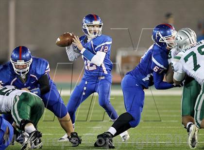 Thumbnail 3 in Folsom vs. De La Salle (CIF NorCal Regional Open Final) photogallery.