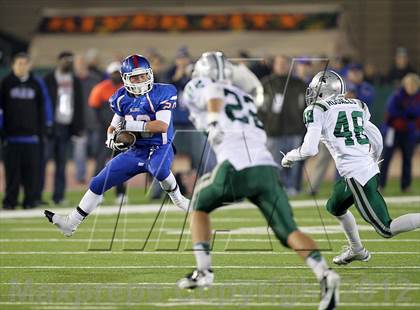 Thumbnail 2 in Folsom vs. De La Salle (CIF NorCal Regional Open Final) photogallery.