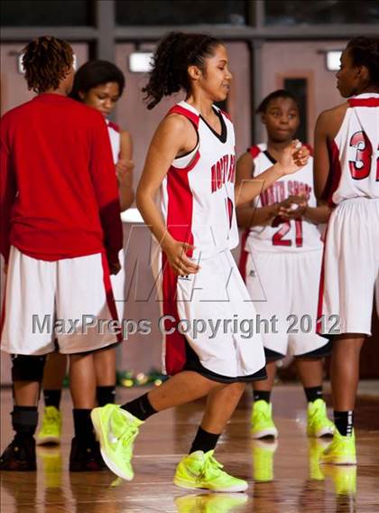 Thumbnail 2 in Cypress Falls vs. North Shore (UIL 5A Region 3 Semifinal) photogallery.