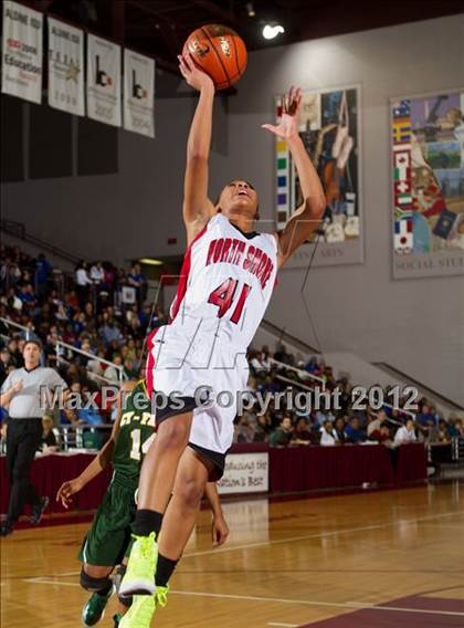 Thumbnail 1 in Cypress Falls vs. North Shore (UIL 5A Region 3 Semifinal) photogallery.
