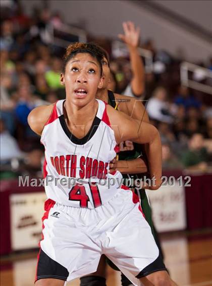 Thumbnail 1 in Cypress Falls vs. North Shore (UIL 5A Region 3 Semifinal) photogallery.