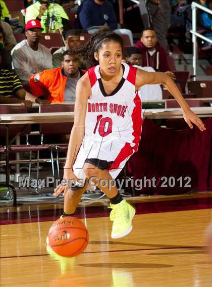 Thumbnail 3 in Cypress Falls vs. North Shore (UIL 5A Region 3 Semifinal) photogallery.