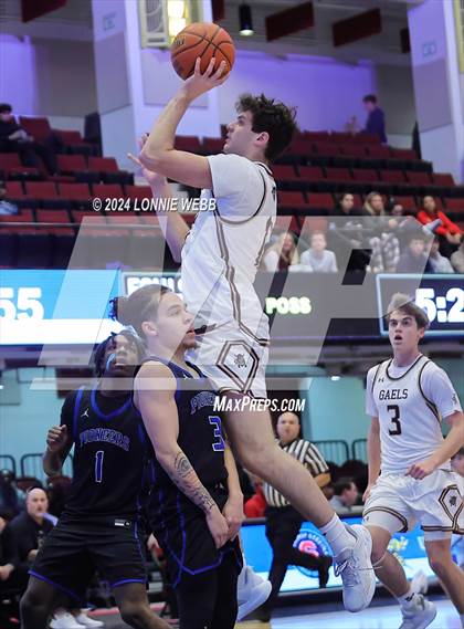 Thumbnail 2 in Iona Prep vs Poughkeepsie (William F. Plunkett Jr. Christmas Classic) photogallery.