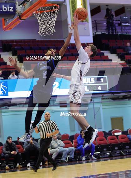 Thumbnail 1 in Iona Prep vs Poughkeepsie (William F. Plunkett Jr. Christmas Classic) photogallery.