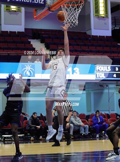 Thumbnail 1 in Iona Prep vs Poughkeepsie (William F. Plunkett Jr. Christmas Classic) photogallery.
