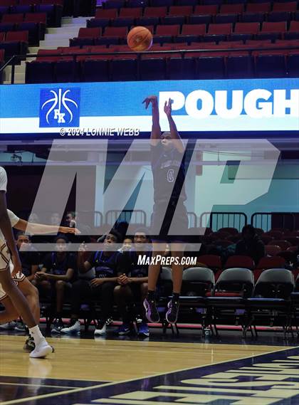 Thumbnail 1 in Iona Prep vs Poughkeepsie (William F. Plunkett Jr. Christmas Classic) photogallery.