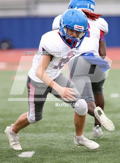 Thumbnail 3 in Hays @ Westlake photogallery.