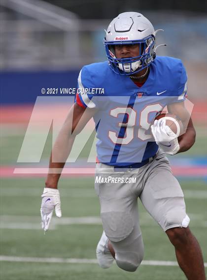 Thumbnail 3 in Hays @ Westlake photogallery.