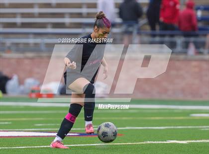 Thumbnail 2 in Forney vs. Marcus (UIL 6A Division II Semifinal Playoff) photogallery.