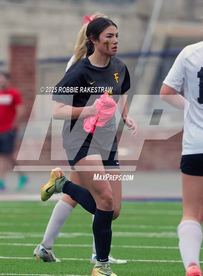 Thumbnail 3 in Forney vs. Marcus (UIL 6A Division II Semifinal Playoff) photogallery.
