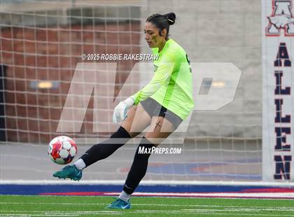 Thumbnail 1 in Forney vs. Marcus (UIL 6A Division II Semifinal Playoff) photogallery.