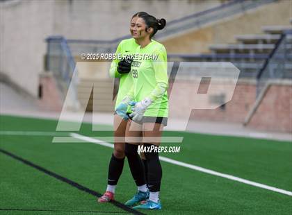 Thumbnail 1 in Forney vs. Marcus (UIL 6A Division II Semifinal Playoff) photogallery.
