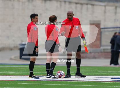 Thumbnail 3 in Forney vs. Marcus (UIL 6A Division II Semifinal Playoff) photogallery.