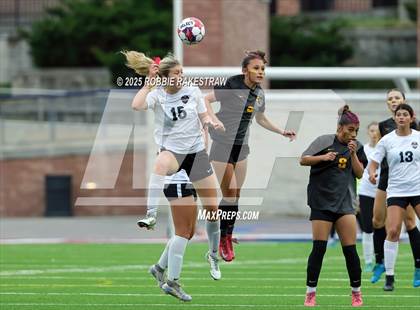 Thumbnail 1 in Forney vs. Marcus (UIL 6A Division II Semifinal Playoff) photogallery.