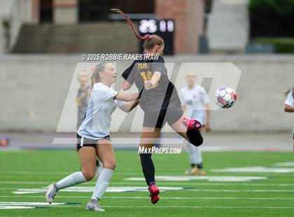 Thumbnail 1 in Forney vs. Marcus (UIL 6A Division II Semifinal Playoff) photogallery.