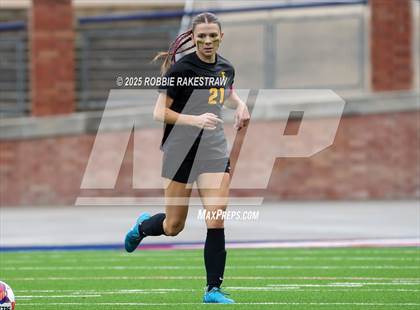 Thumbnail 2 in Forney vs. Marcus (UIL 6A Division II Semifinal Playoff) photogallery.