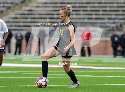 Thumbnail 1 in Forney vs. Marcus (UIL 6A Division II Semifinal Playoff) photogallery.
