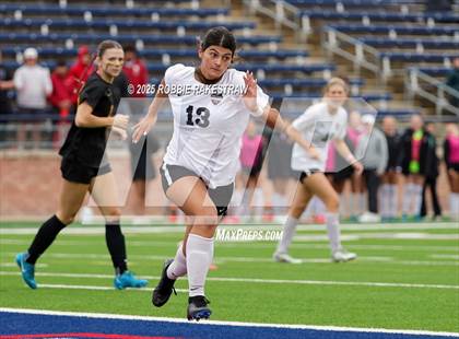 Thumbnail 1 in Forney vs. Marcus (UIL 6A Division II Semifinal Playoff) photogallery.