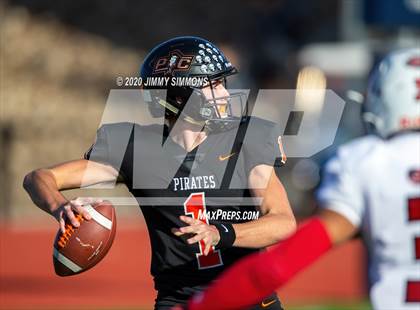Thumbnail 2 in Platte County vs. Jackson (MSHSAA Class 5 Final) photogallery.
