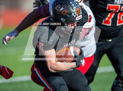 Thumbnail 2 in Platte County vs. Jackson (MSHSAA Class 5 Final) photogallery.