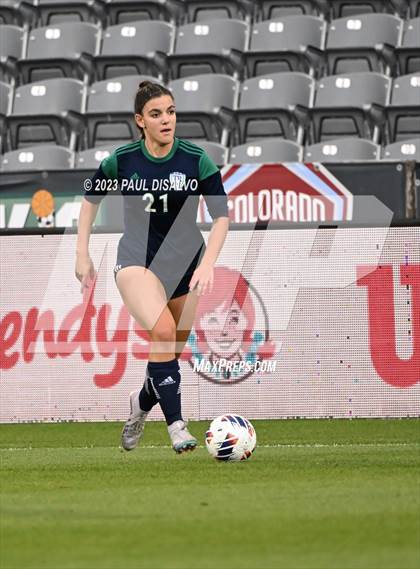 Thumbnail 3 in Rock Canyon vs. ThunderRidge (CHSAA 5A State Final) photogallery.