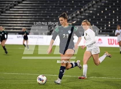 Thumbnail 3 in Rock Canyon vs. ThunderRidge (CHSAA 5A State Final) photogallery.
