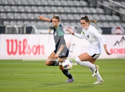 Thumbnail 2 in Rock Canyon vs. ThunderRidge (CHSAA 5A State Final) photogallery.