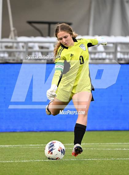 Thumbnail 2 in Rock Canyon vs. ThunderRidge (CHSAA 5A State Final) photogallery.
