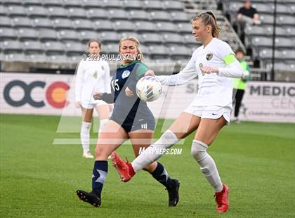 Thumbnail 2 in Rock Canyon vs. ThunderRidge (CHSAA 5A State Final) photogallery.