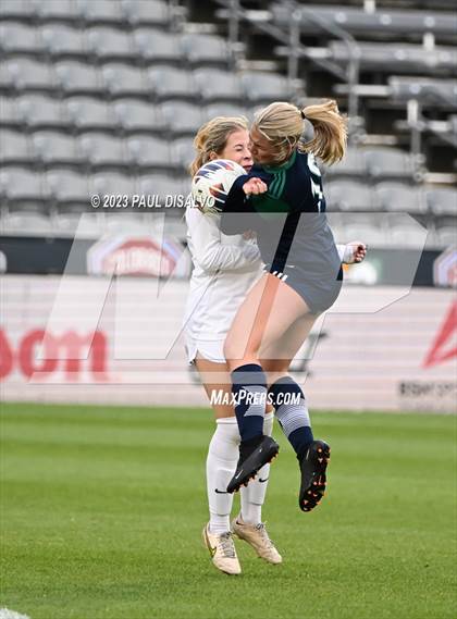 Thumbnail 3 in Rock Canyon vs. ThunderRidge (CHSAA 5A State Final) photogallery.