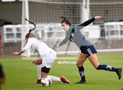 Thumbnail 1 in Rock Canyon vs. ThunderRidge (CHSAA 5A State Final) photogallery.