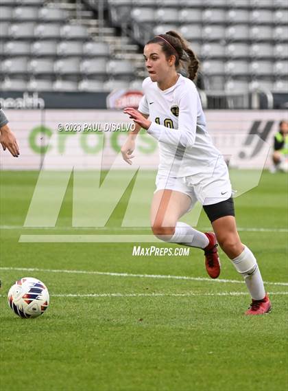 Thumbnail 2 in Rock Canyon vs. ThunderRidge (CHSAA 5A State Final) photogallery.